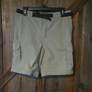 Magellan Outdoors Khaki Cargo Shorts with Belt